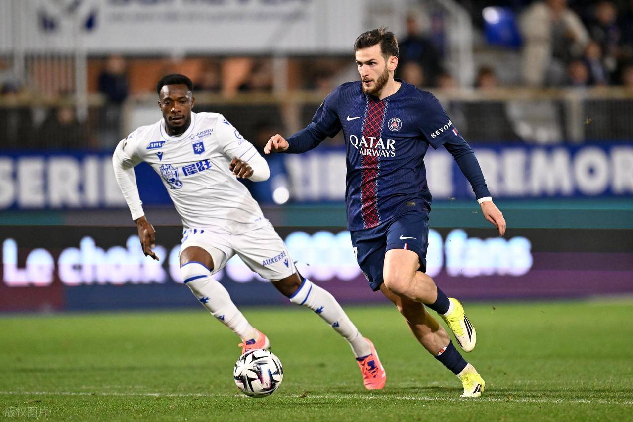 1-0，金球奖先生发威，巴黎圣日耳曼5连胜，暂时坐上法甲榜首宝座